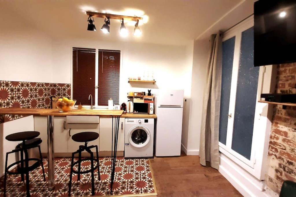 Midnight In Montmartre Apartamento